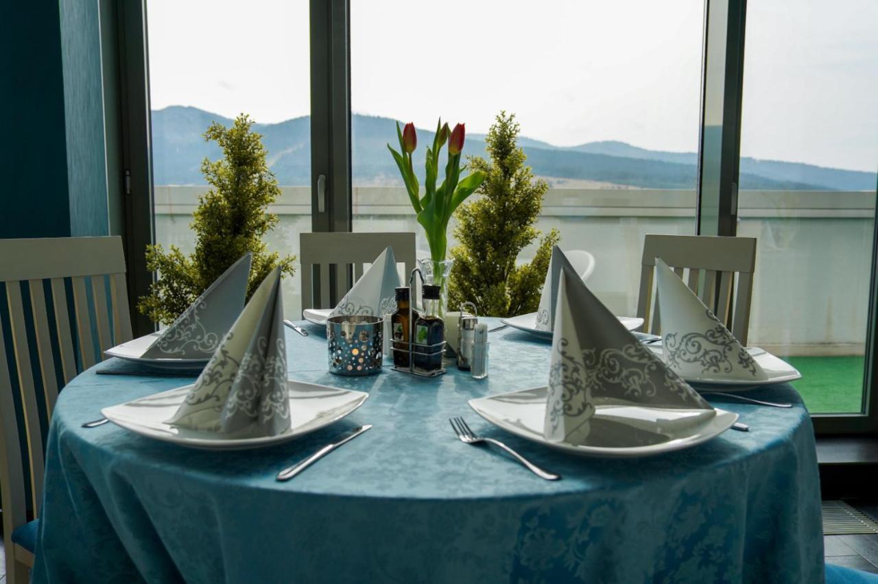 Caprioara Spa&Wellness Resort コバスナ エクステリア 写真